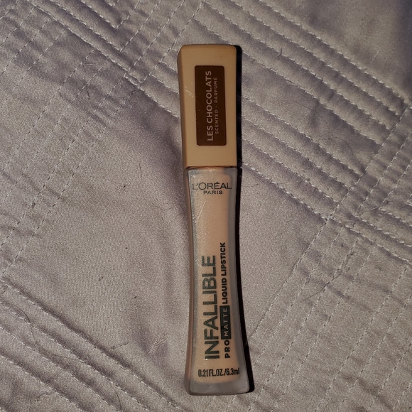 Loreal lipstick - Picture 2 of 2